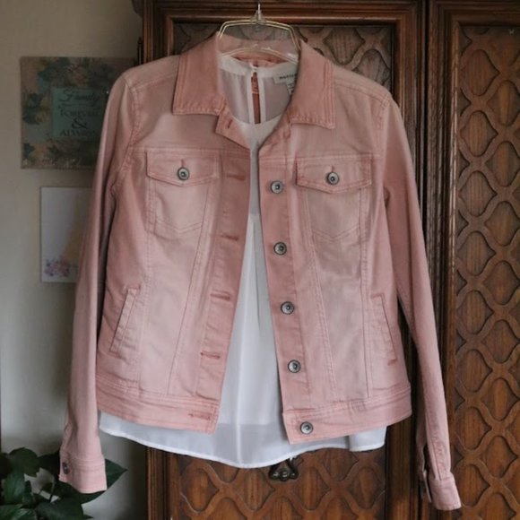 KEEPING Merona Distressed Pink Denim Jean Jacket NWOT! - Picture 3 of 16